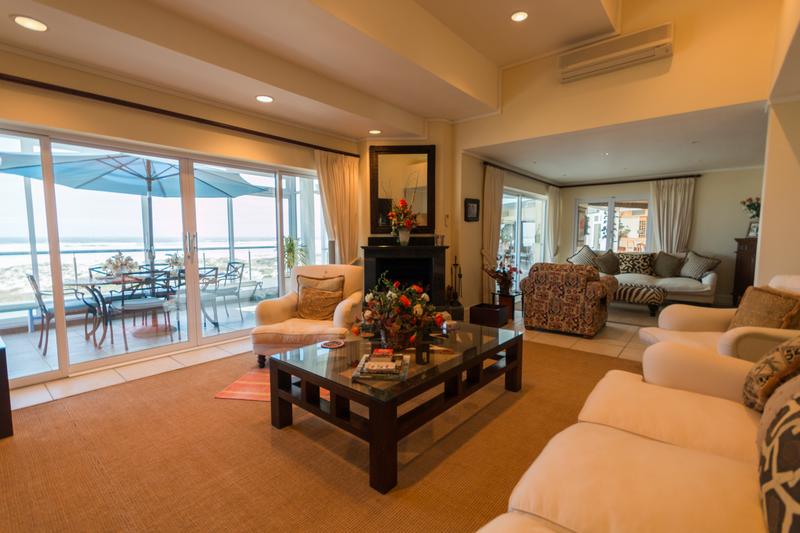 2 Bedroom Property for Sale in Van Riebeeckstrand Western Cape